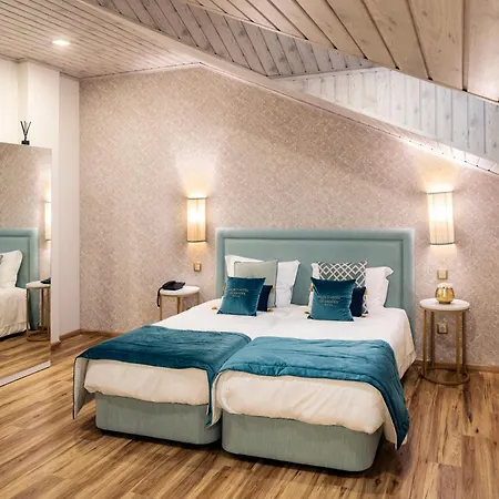 فندق Palace De 4*