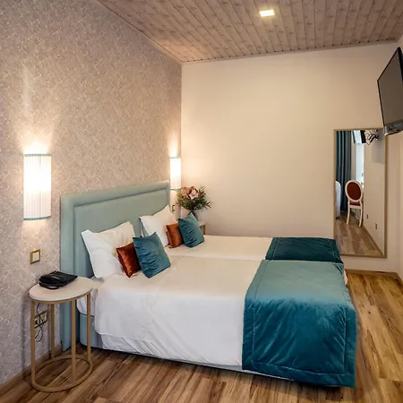 فندق Palace De 4*