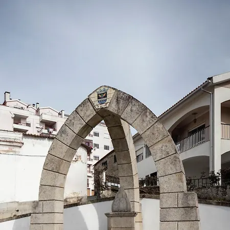 فندق Palace De Midoes
