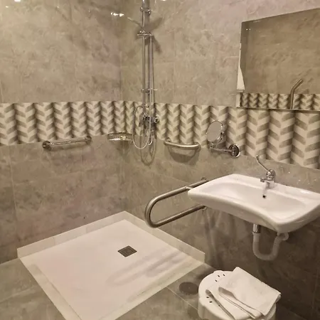 Palace De 4* Midoes